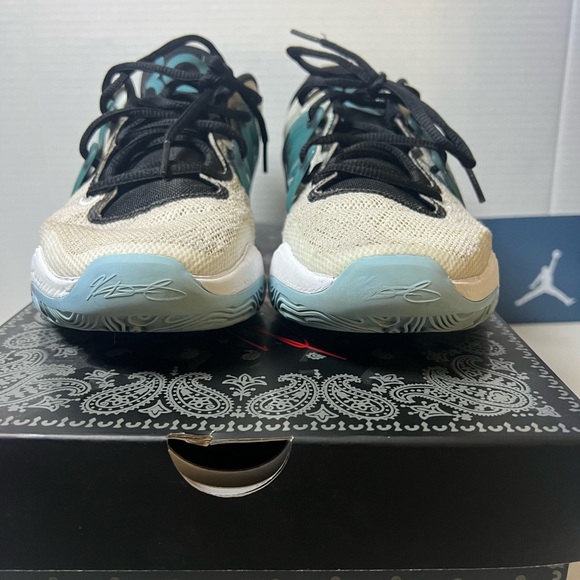 Nike KD 15
Photon Dust Teal - Picture 8 of 11